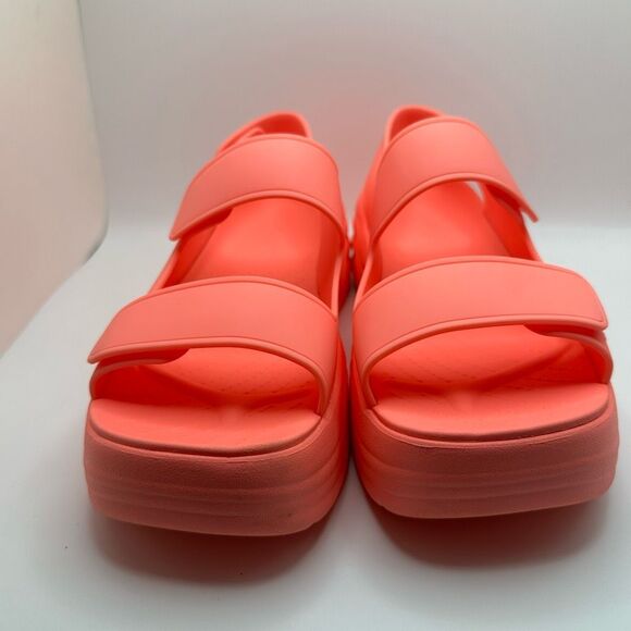 CROCS WOMENS SKYLINE SANDAL PINK WOMENS  7 - RETURN - Picture 2 of 7